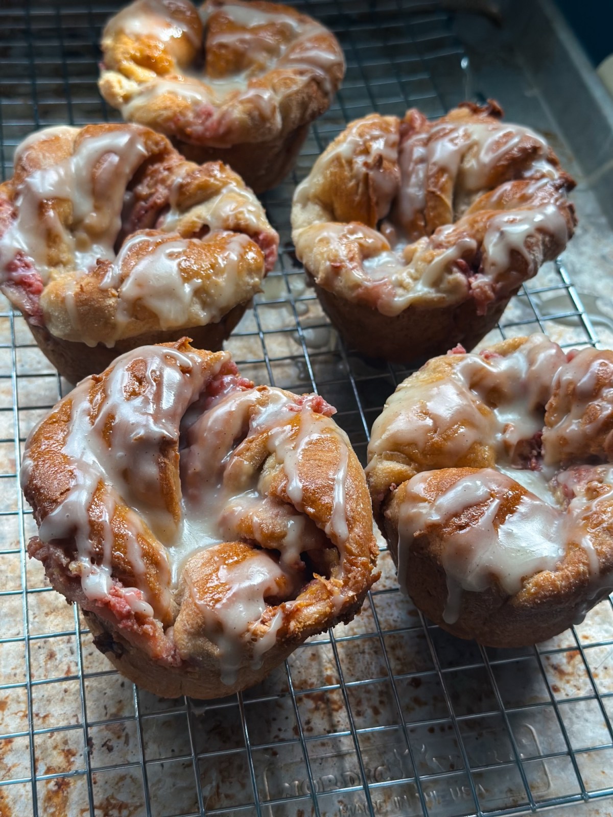 White Chocolate Raspberry&nbsp;Buns